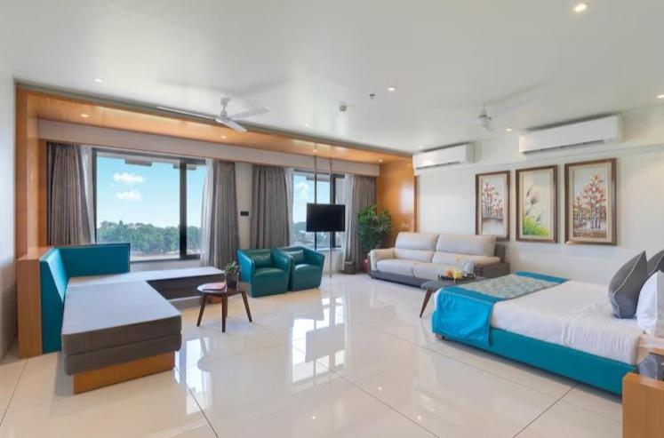 Sunotel Saputara Exterior foto